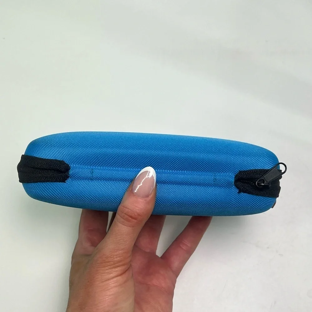 Polaroid Blue Eyewear Hard Clamshell Zippered Sunglasses or Eyeglasses Case